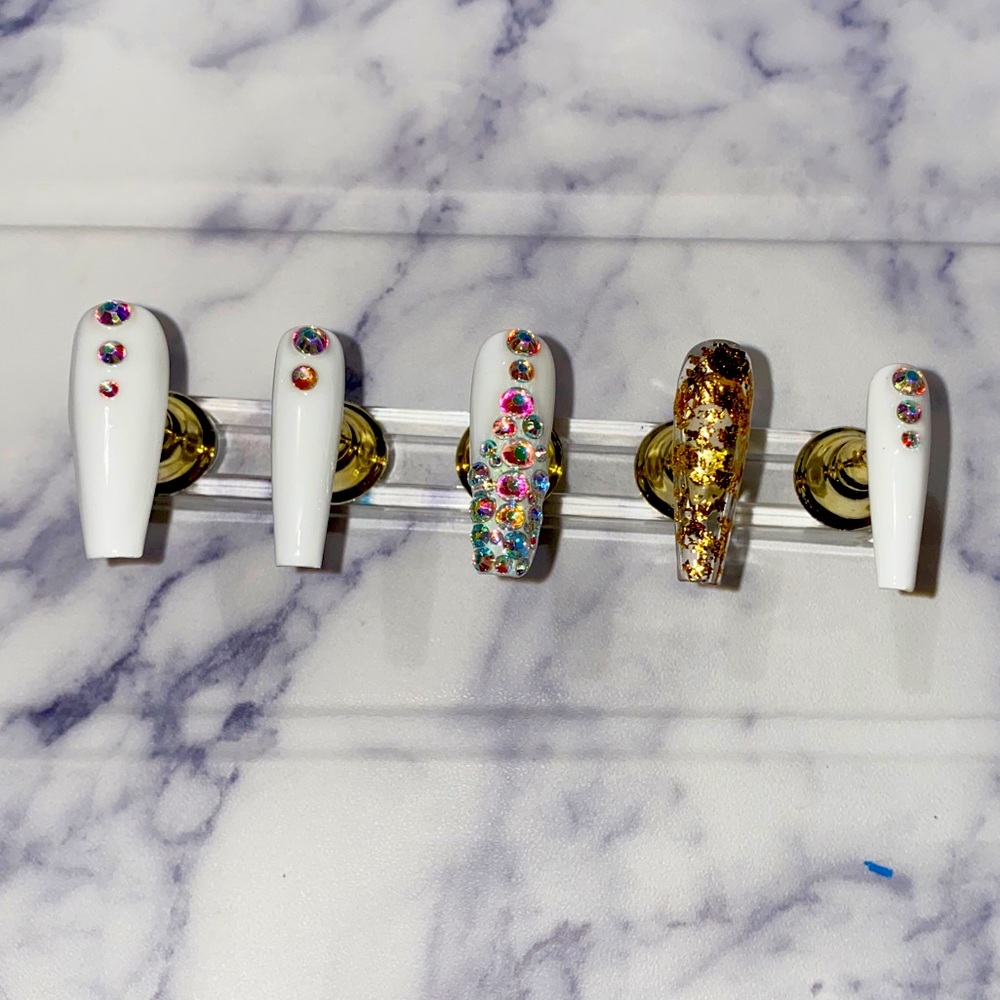 Rhinestone with Gold press on nails